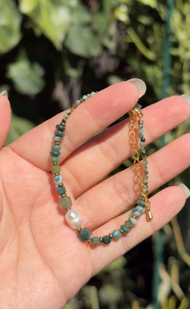 
                  
                    RESERVED LISTING - c_genesisallison87
                  
                