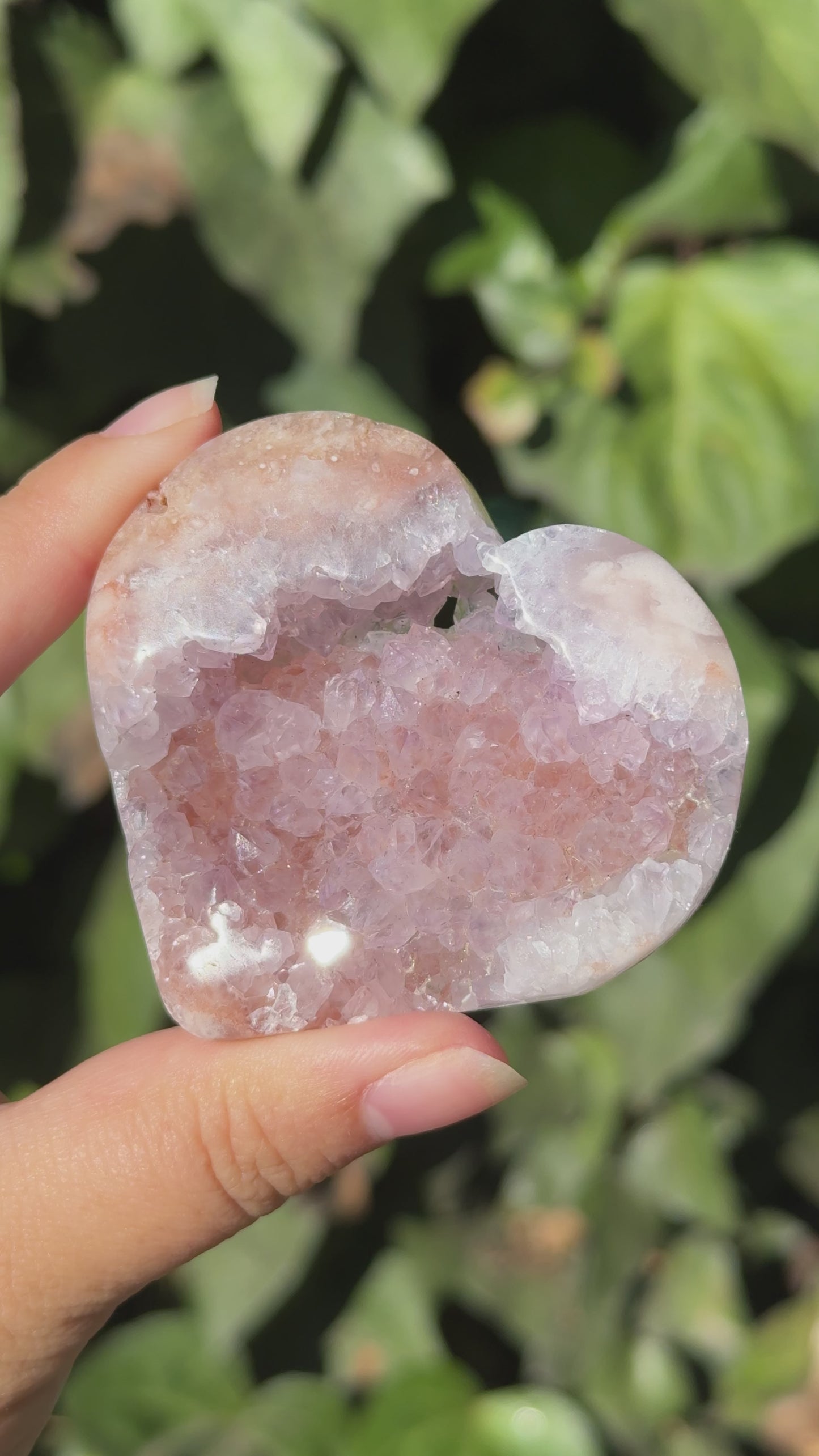 
                  
                    Load and play video in Gallery viewer, Pink Amethyst Heart
                  
                