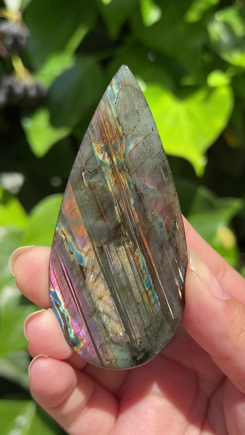 
                  
                    Load and play video in Gallery viewer, Large Labradorite Cab
                  
                